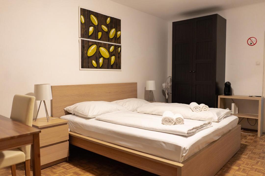 Central Living - Stephansdom Apartments Βιέννη Δωμάτιο φωτογραφία